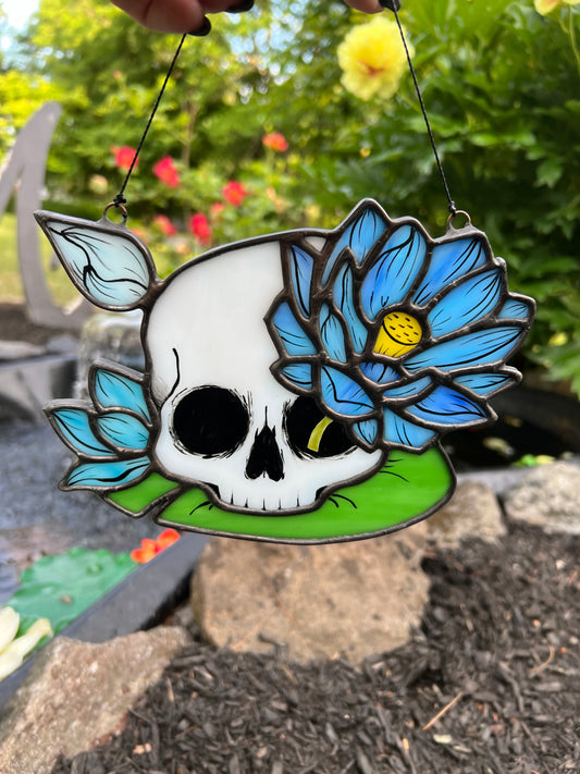 Light Blue Skull Lily - Stained Glass